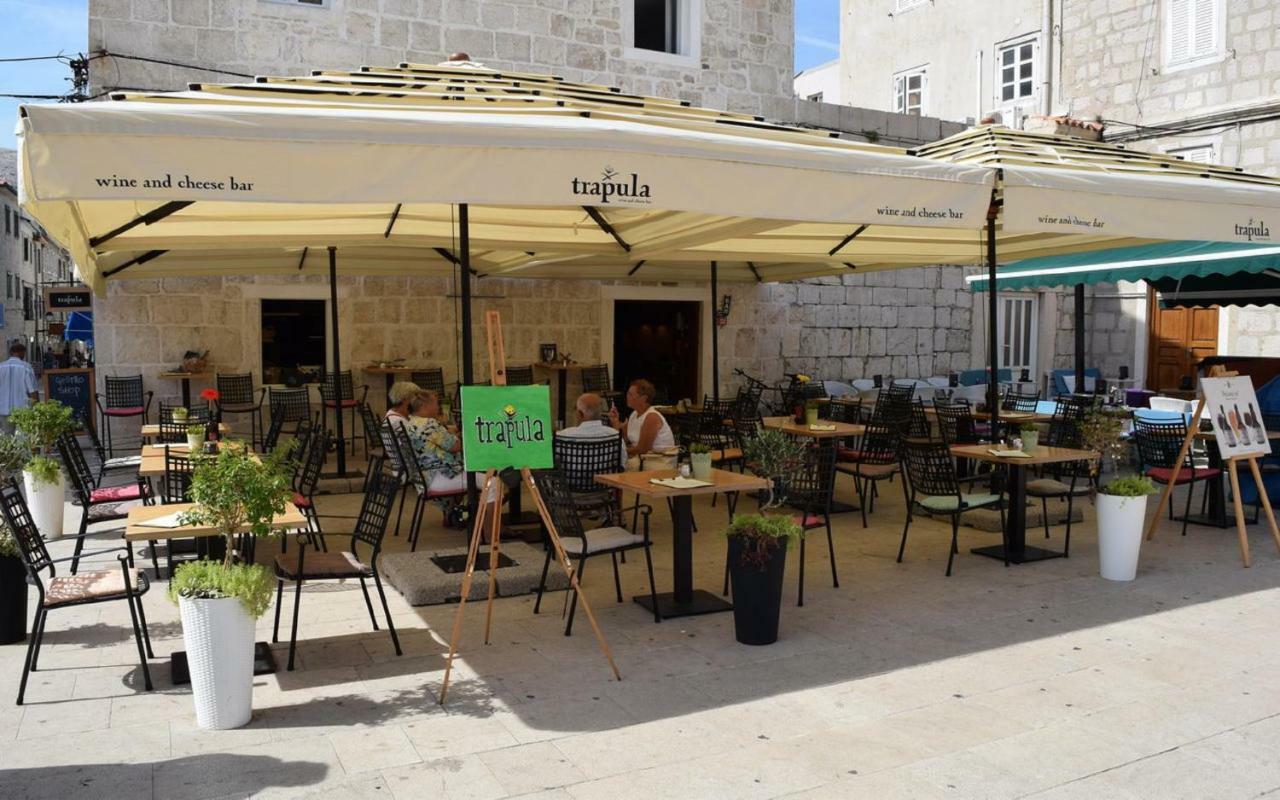 Private Holliday Apartment Pag Town Exterior photo